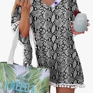 NWT ADREAMLY snakeskin V-neck top 3XL